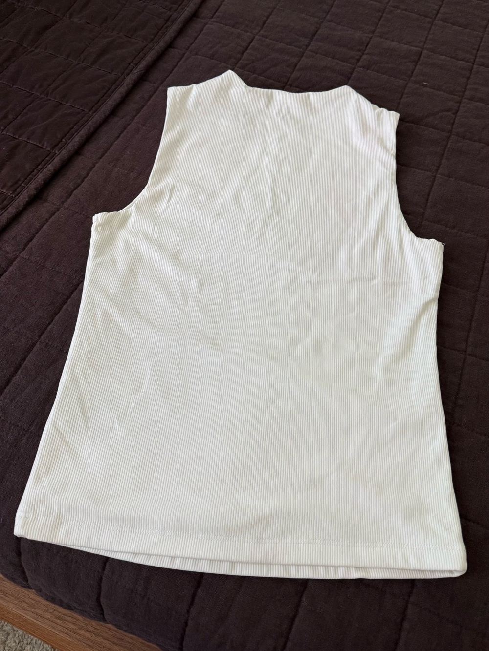 TAHARI White Ribbed Sleeveless Tank Top size XS